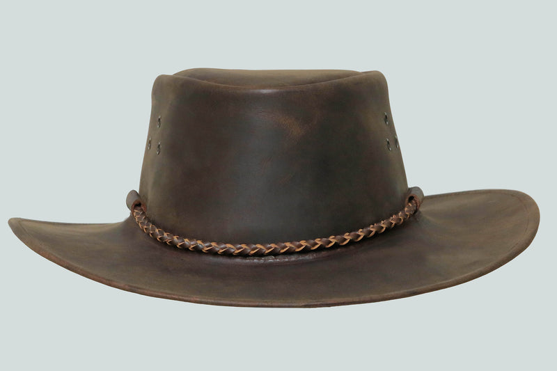 "Circle of Cool: Black Leather Hat with Iconic Metal Ring"